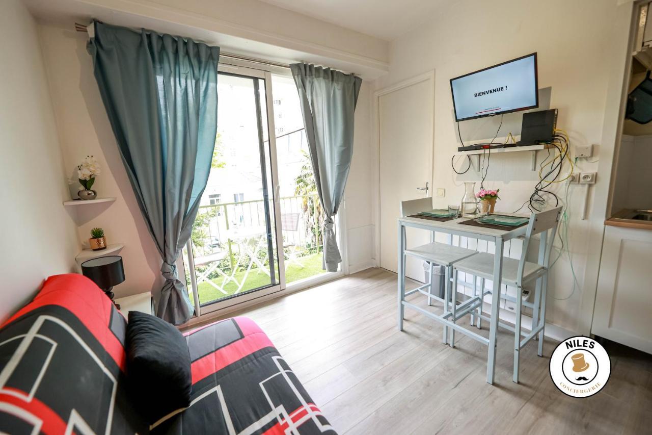 Au Petit Repere Palois -Studio - Centre Ville-Balcon-Wifi Fibre Pau Bagian luar foto